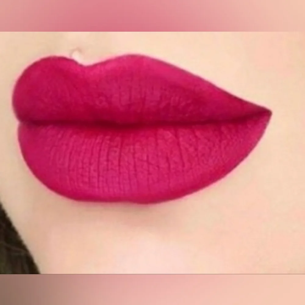 Pink Kitten | Velour Liquid Lipstick | Jeffree Star Cosmetics| Brand New in Box